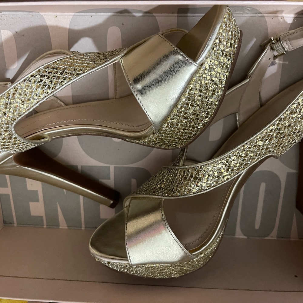 BCBG heels